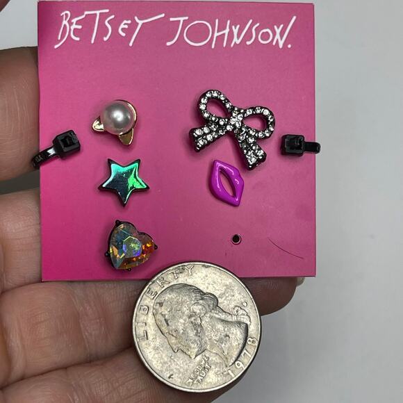 Betsey Johnson earrings individual not pairs signed costume jewelry FLAW 1 missg - Picture 6 of 7